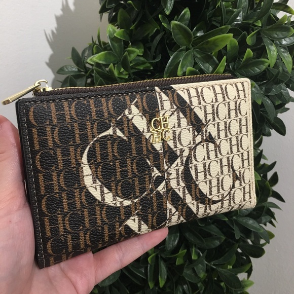 CH LUXURY DESIGNER LOGO PATTERN WALLET IN CASE & BOX - Picture 1 of 6